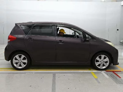 Subaru Trezia