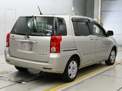 Toyota Raum