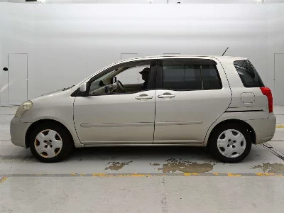 Toyota Raum