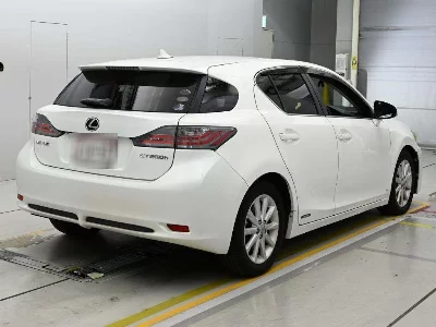 Lexus CT200h