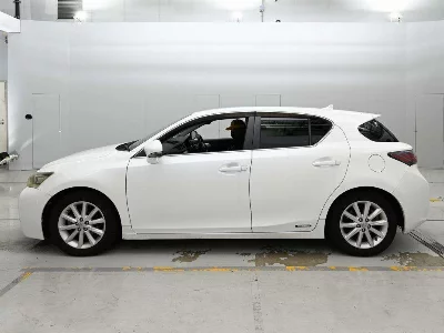 Lexus CT200h