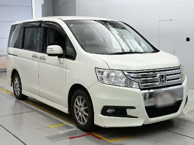 Honda STEPWGN SPADA