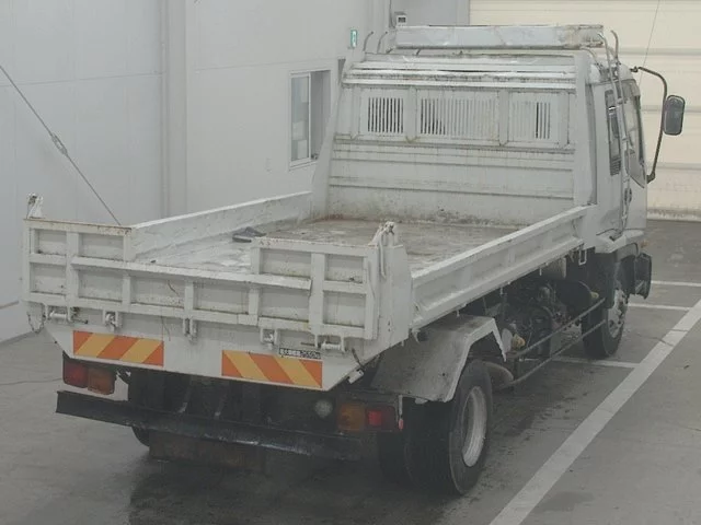 Isuzu Forward  с аукциона в Японии