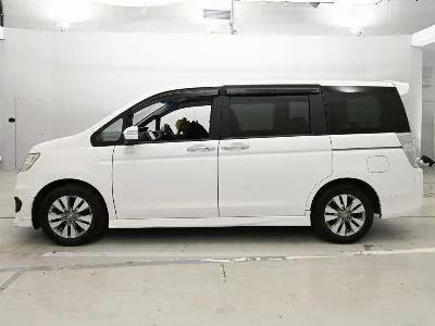 Honda STEPWGN SPADA