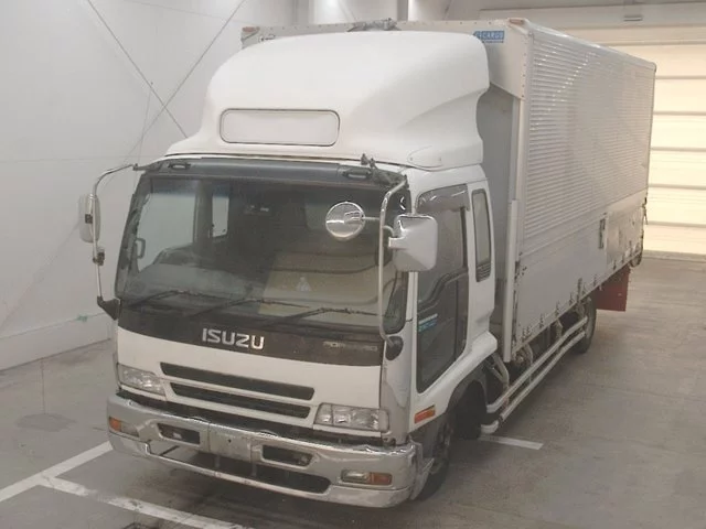 Isuzu Forward  с аукциона в Японии