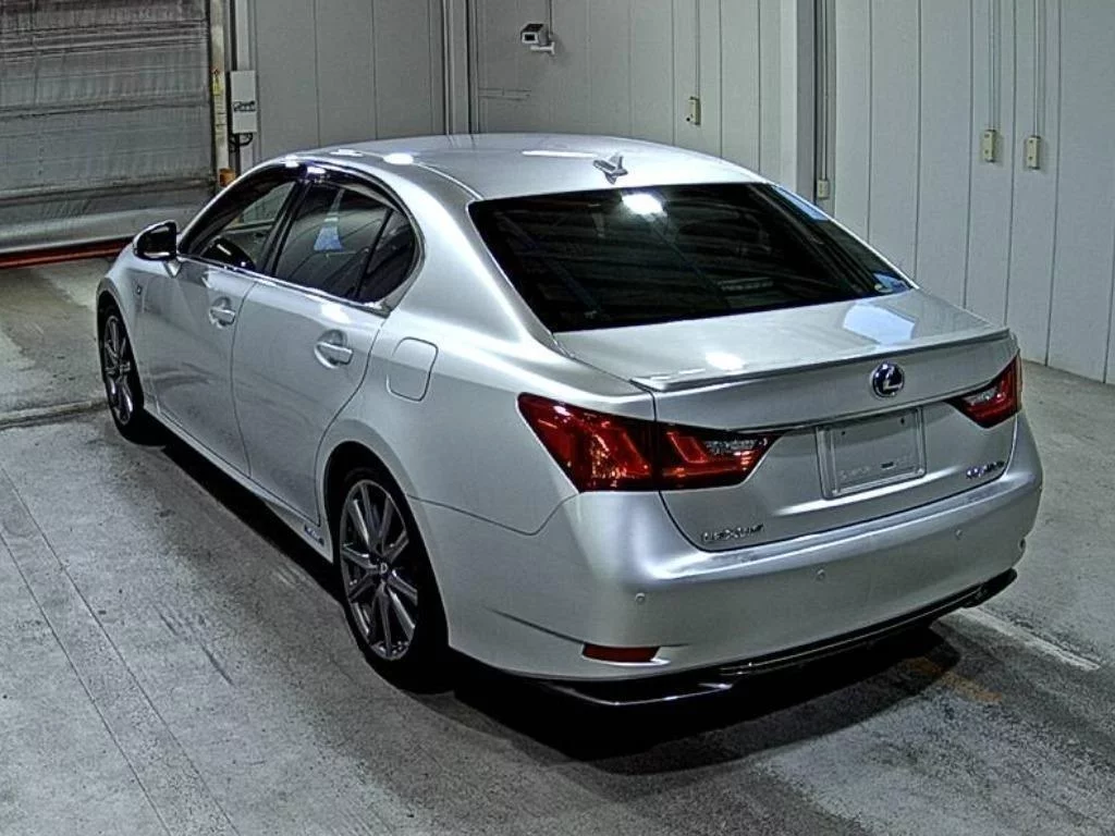 Lexus GS  с аукциона в Японии
