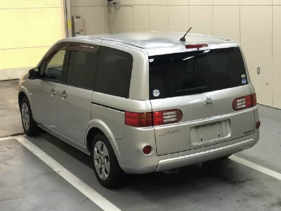 Nissan Lafesta