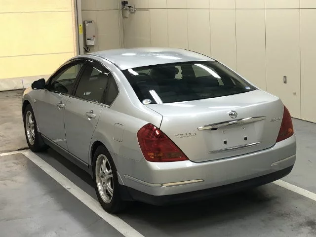 Nissan Teana  с аукциона в Японии