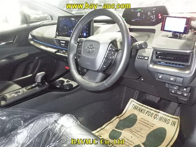 Toyota Prius  с аукциона в Японии