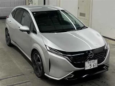 Nissan Aura