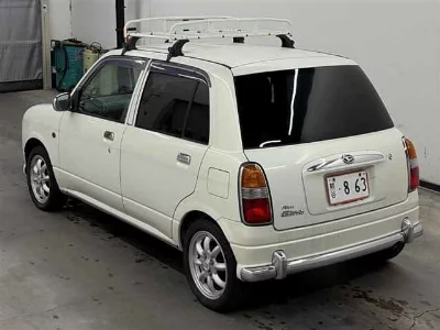 Daihatsu Mira Gino