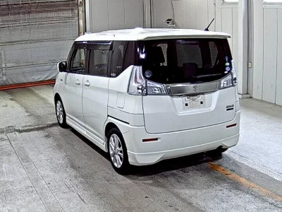 Suzuki Solio