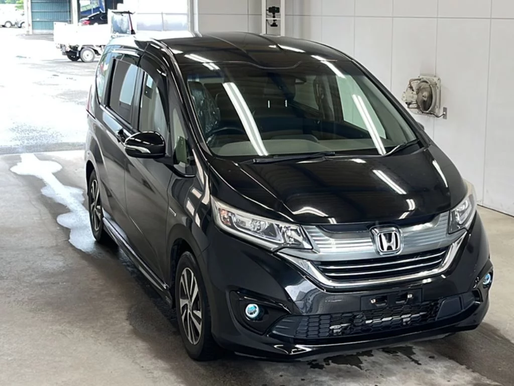 Honda Freed  с аукциона в Японии