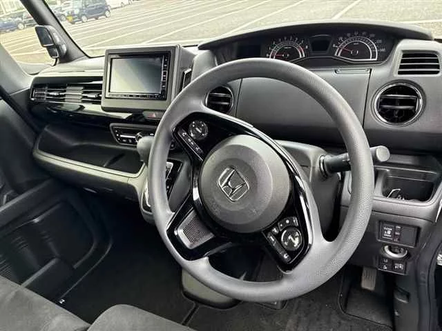 Honda N BOX CUSTOM  с аукциона в Японии