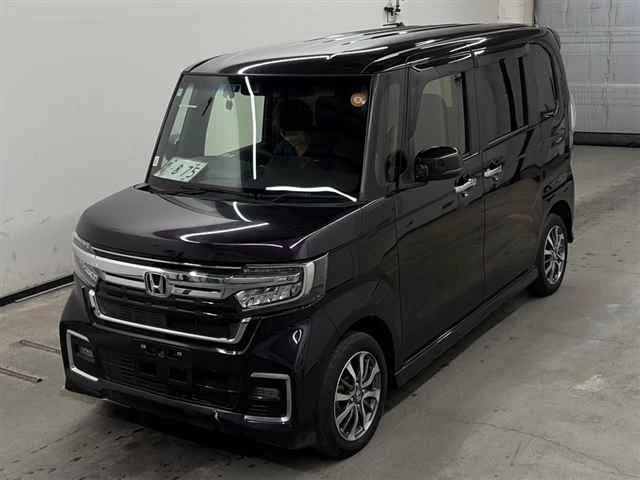 Honda N BOX CUSTOM  с аукциона в Японии