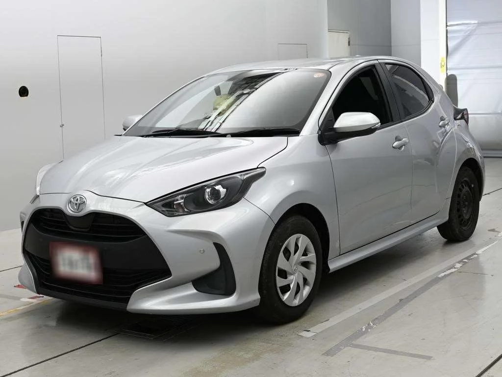 Toyota Yaris  с аукциона в Японии