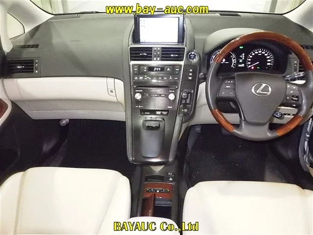 Lexus HS250h  с аукциона в Японии