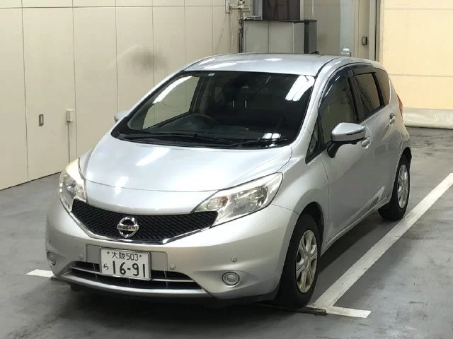 Nissan Note  с аукциона в Японии