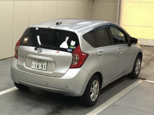 Nissan Note  с аукциона в Японии