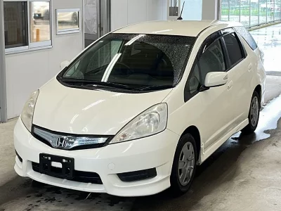 Honda FIT SHUTTLE HYBRID
