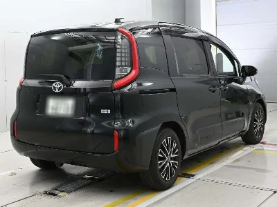 Toyota Sienta