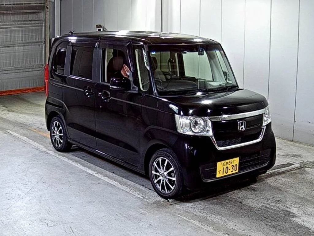 Honda N-Box  с аукциона в Японии