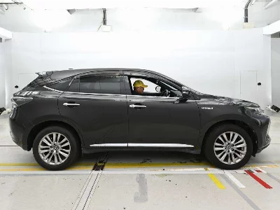 Toyota HARRIER HYBRID