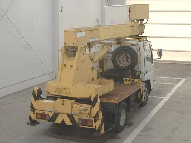 Mitsubishi Fuso Canter  с аукциона в Японии