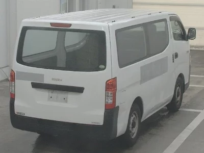 Isuzu Como