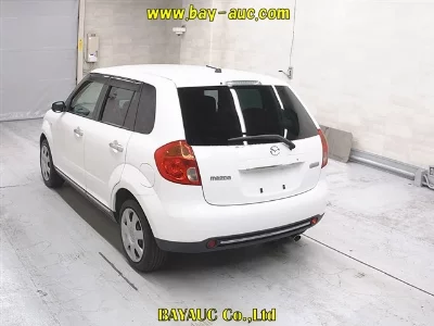 Mazda Verisa