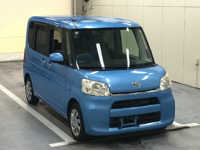 Daihatsu Tanto  с аукциона в Японии