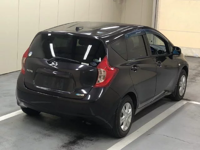 Nissan Note  с аукциона в Японии