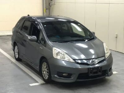 Honda FIT SHUTTLE HYBRID