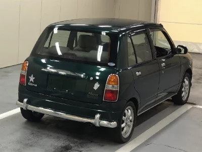 Daihatsu Mira Gino