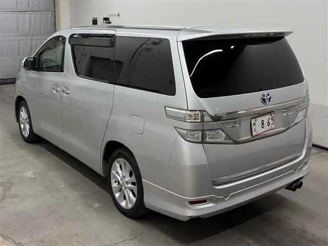 Toyota Vellfire  с аукциона в Японии