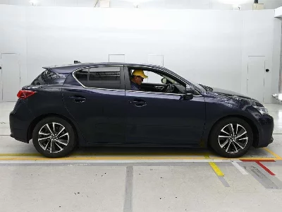 Lexus CT200h