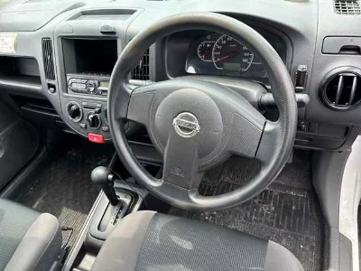Nissan AD
