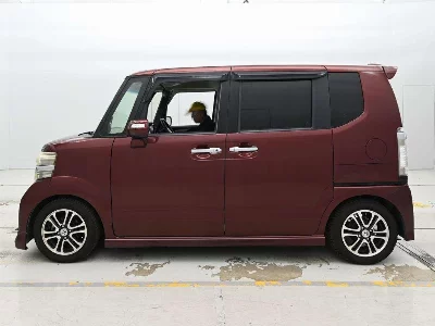 Honda N BOX+CUSTOM