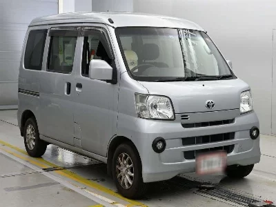 Toyota Pixis Van