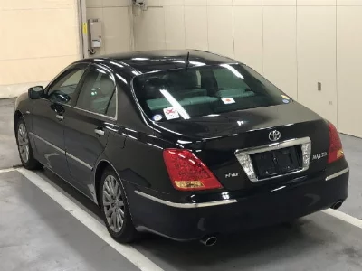 Toyota CROWN MAJESTA