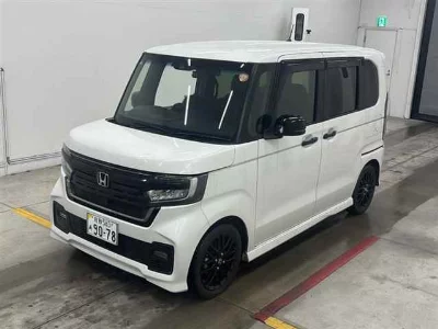 HONDA N BOX CUSTOM