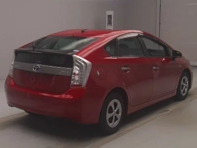 Toyota Prius PHV