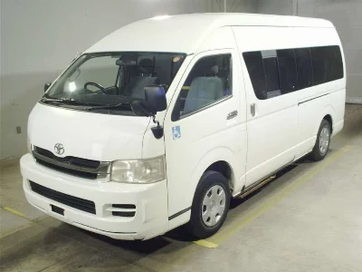 Toyota HiAce Commuter