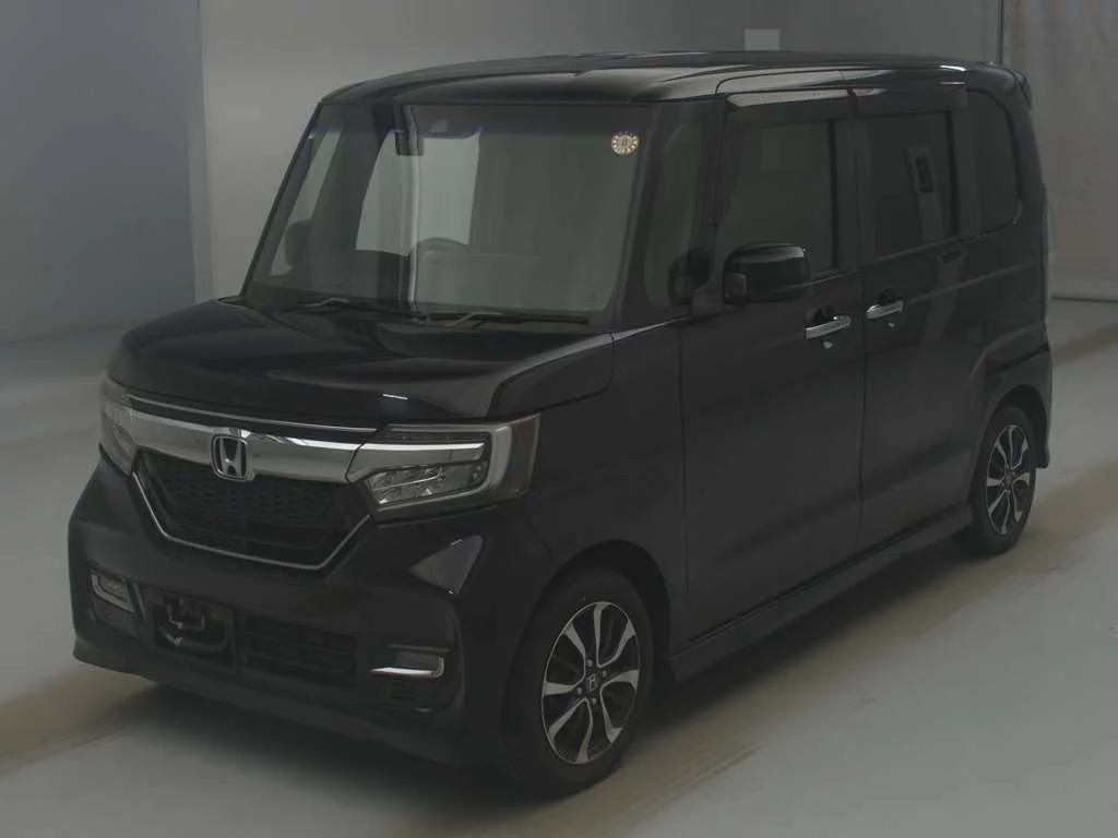 Honda N BOX CUSTOM  с аукциона в Японии