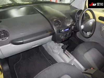 Volkswagen New Beetle