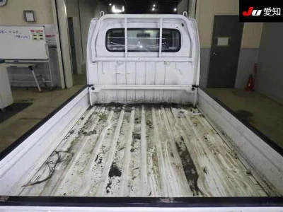 Mazda Scrum Truck