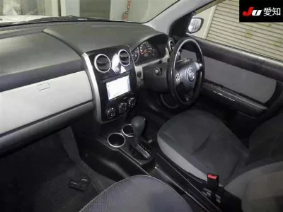 Mazda Verisa