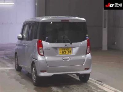 Mitsubishi eK X Space