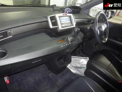 Honda Freed Spike