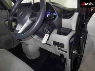 Mitsubishi eK X Space